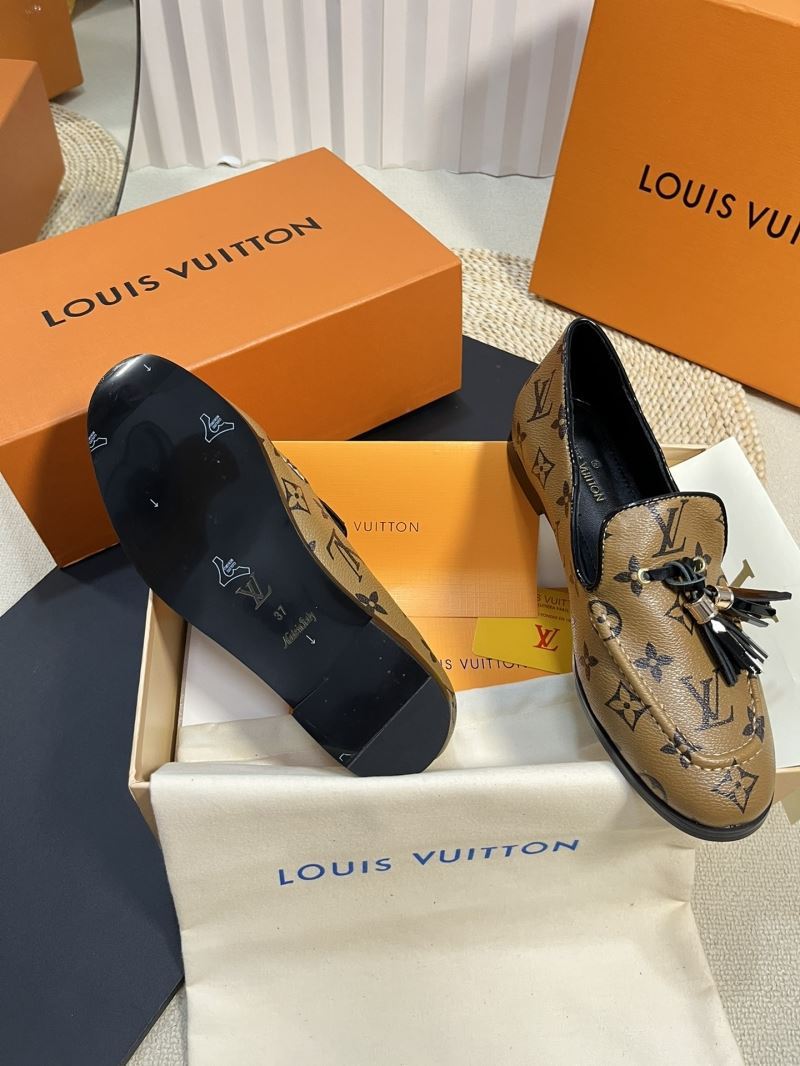 Louis Vuitton Low Shoes